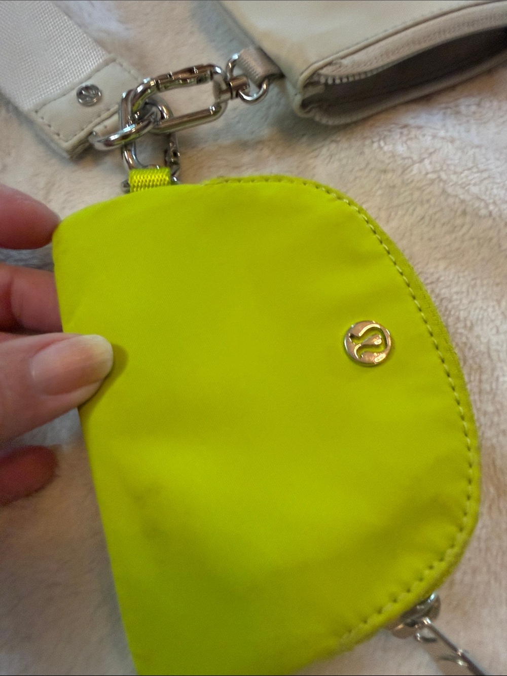 lululemon athletica Neon Green and Cream Mini Pouch Set - Picture 8 of 10